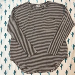 Old Navy long sleeve pocket tee